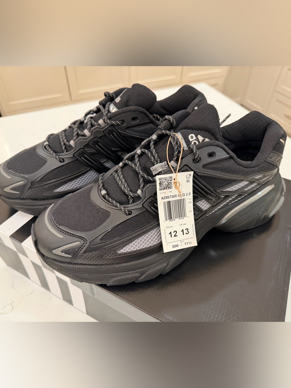 adidas Adistar NEO 2.0 Men’s Black Performance Running Shoes-12 NWT
